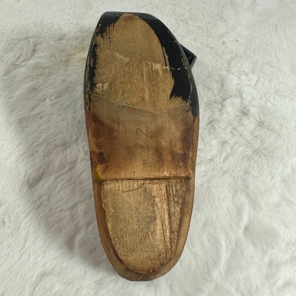 Vintage Dutch Wooden Shoe clog Hand painted carved Art Tulips - Picture 5 of 8